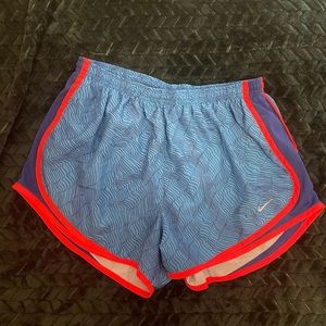 Nike DryFit running shorts - Size L